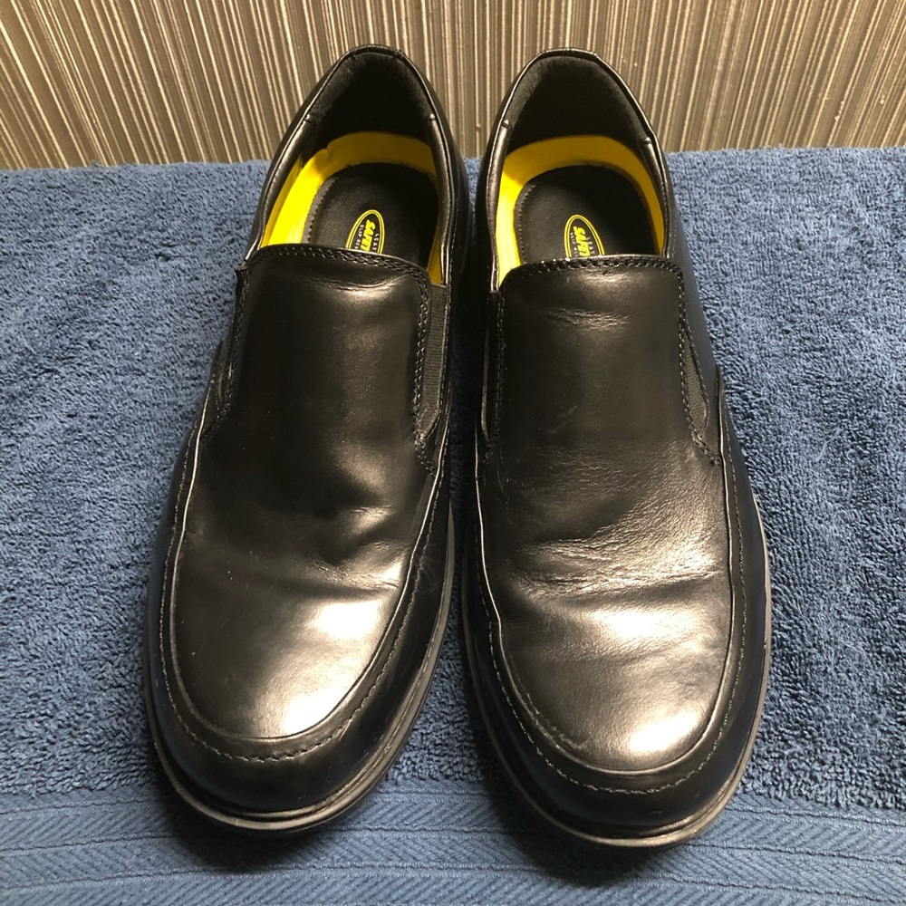Safe tram slip resistant shoe 8.5